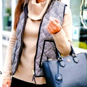 J.Crew Women's Herringbone Quilted Down Puffer Vest XXS  Black Full Zip Preppy